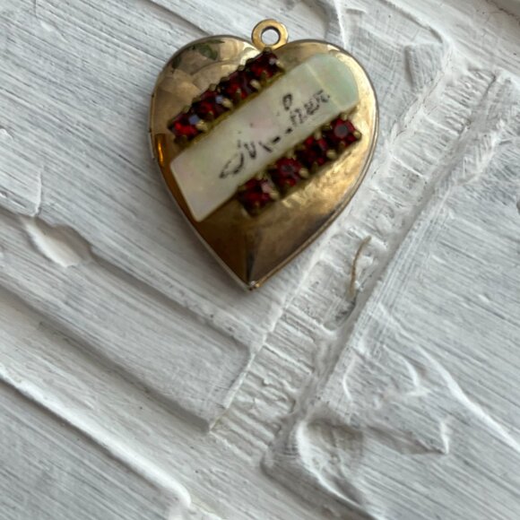 Vintage heart jewelry findings for craft projects - Picture 5 of 7